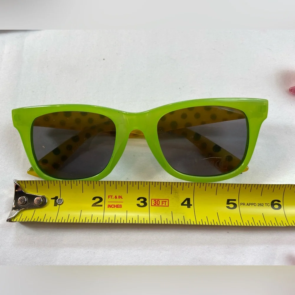 Trendy Kids Sunglasses 4pairs Bright Green, Olive Fish shape, Miss Kitty,‎ white